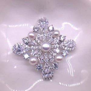 Freshwater Pearl Brooch